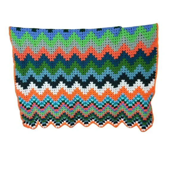 Hand Knit Afghan Zig Zag Chevron Vintage Lap Robe Granny Colorful 45x39” Throw - Picture 1 of 10